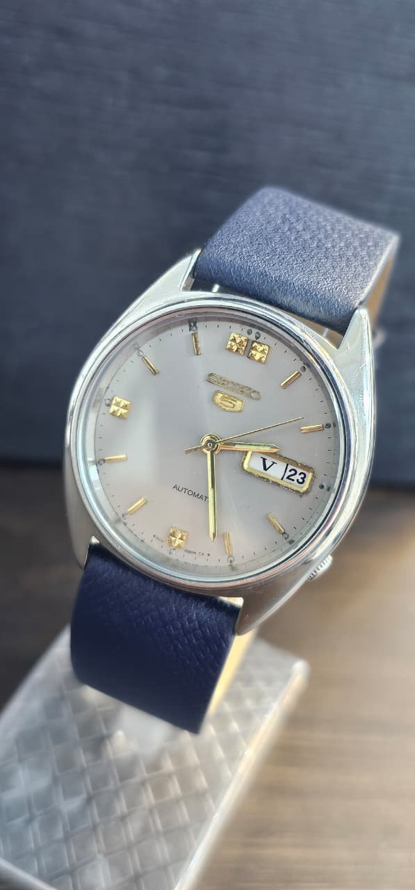 WhatsApp Image 2025-09-14 at 11.23.03 AM Vintage Seiko 5 Automatic 6309 Caliber 21-Jewels Grey Dial Japan made Men’s watch (Used) - Image 1