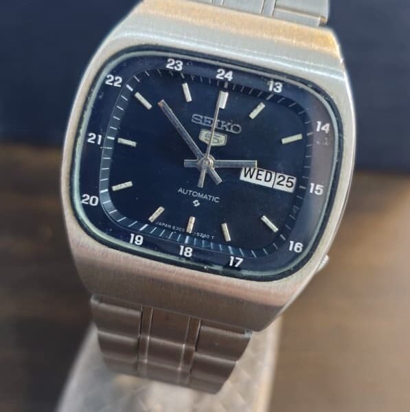 Vintage Seiko 5 Automatic 6309 Caliber 21-Jewels Black Dial Japan made Men’s watch (Used)