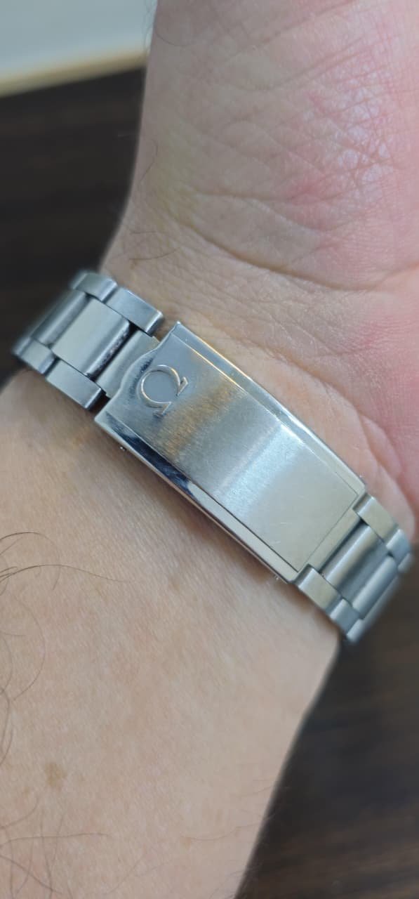 WhatsApp Image 2025-10-09 at 5.16.25 PM Vintage 1970s Omega Geneve Automatic 1012 Caliber 23-Jewels Switzerland 🇨🇭 made Men's watch(Used) - Image 3