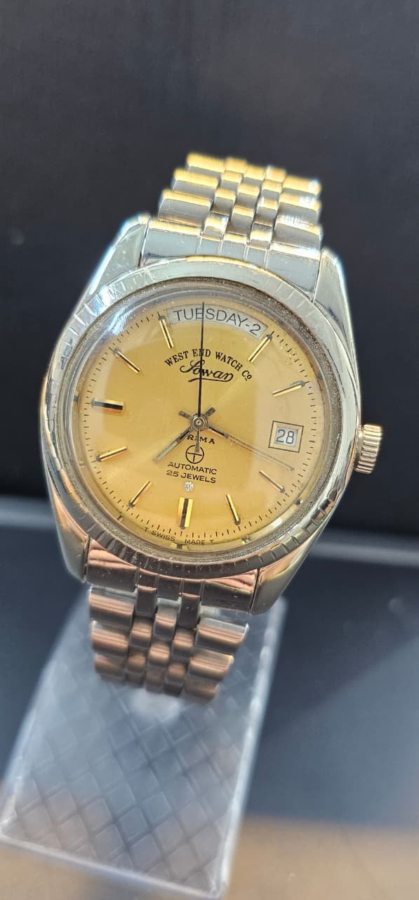 WhatsApp Image 2025-10-10 at 1.57.36 PM Vintage West end watch Co “President” Automatic 2836-2 caliber Switzerland 🇨🇭 made 25-jewels Men’s watch (USED) - Image 1