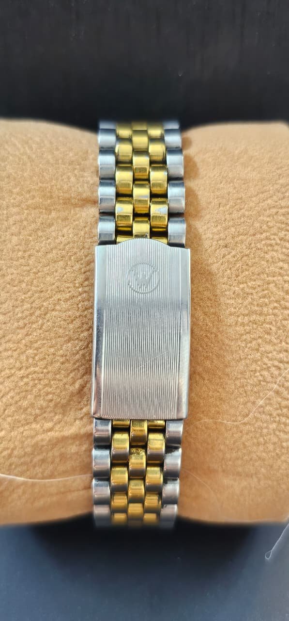 WhatsApp Image 2025-10-10 at 2.01.40 PM Vintage West end watch Co Automatic 2836 caliber Switzerland 🇨🇭 made 25-jewels Ladies watch (USED) - Image 3