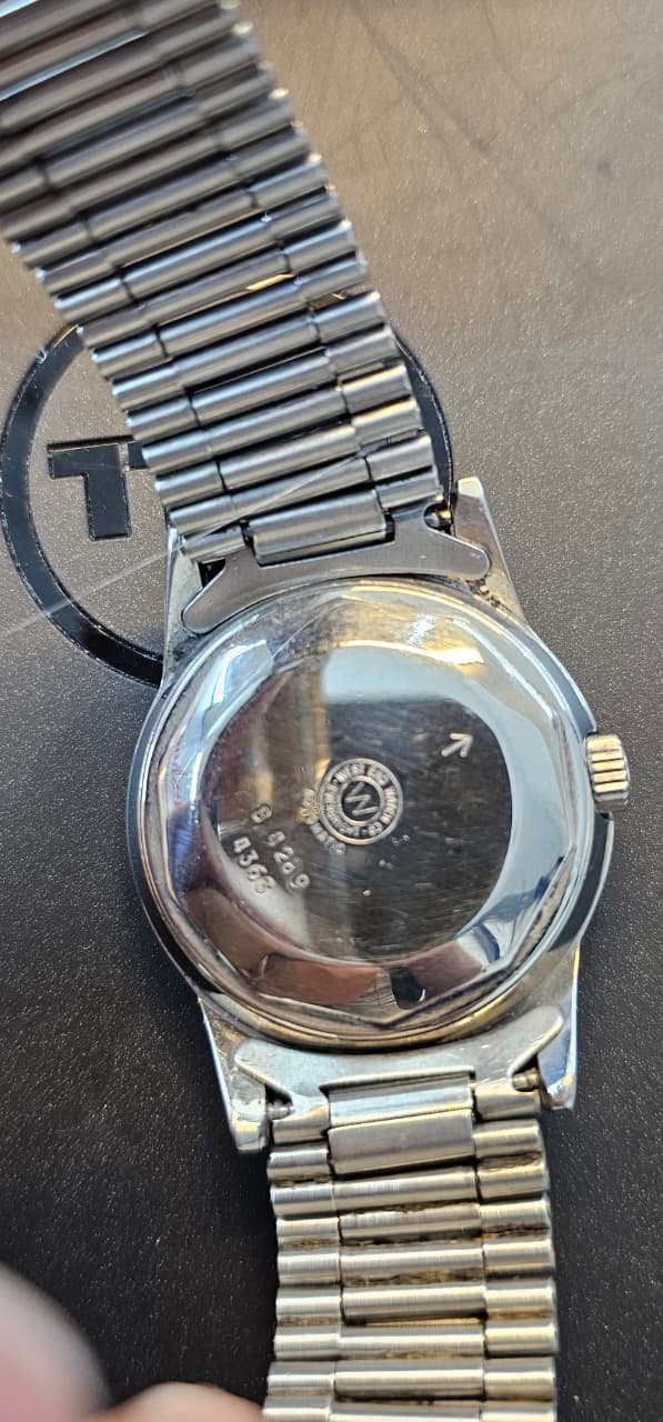 WhatsApp Image 2025-10-10 at 3.29.01 PM Vintage West End Watch Co Sowar Prima Automatic S 4289 🇨🇠Switzerland made Men’s Watch(USED) - Image 4