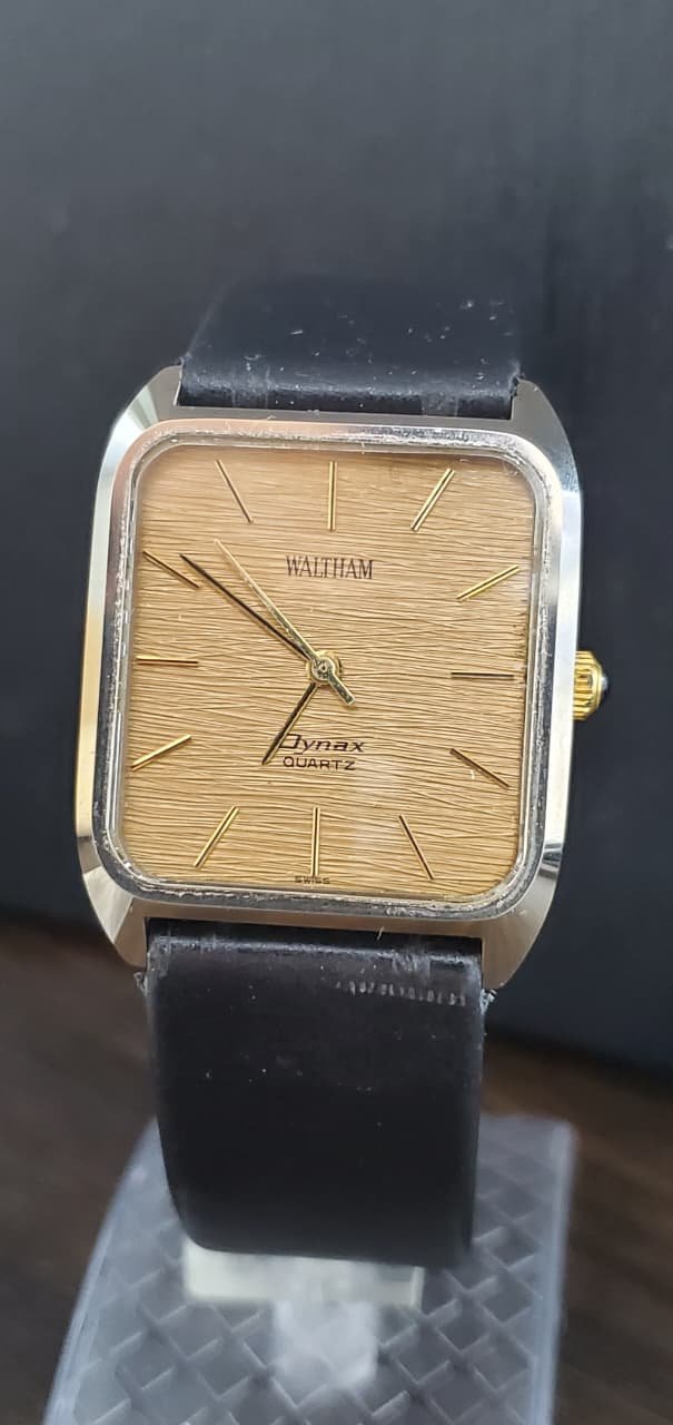 WhatsApp Image 2025-10-12 at 1.26.59 PM Vintage 1970s Waltham Dynax Swiss made Quartz Men’s watch (Used) - Image 1