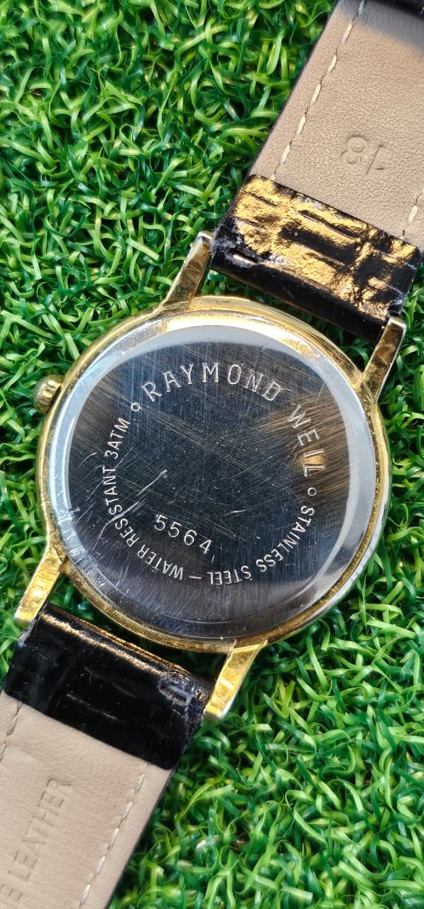 WhatsApp Image 2025-10-12 at 2.29.31 PM (1) Raymond Weil Toccata Quartz 🇨🇠Switzerland made Unisex watch (Used) - Image 4