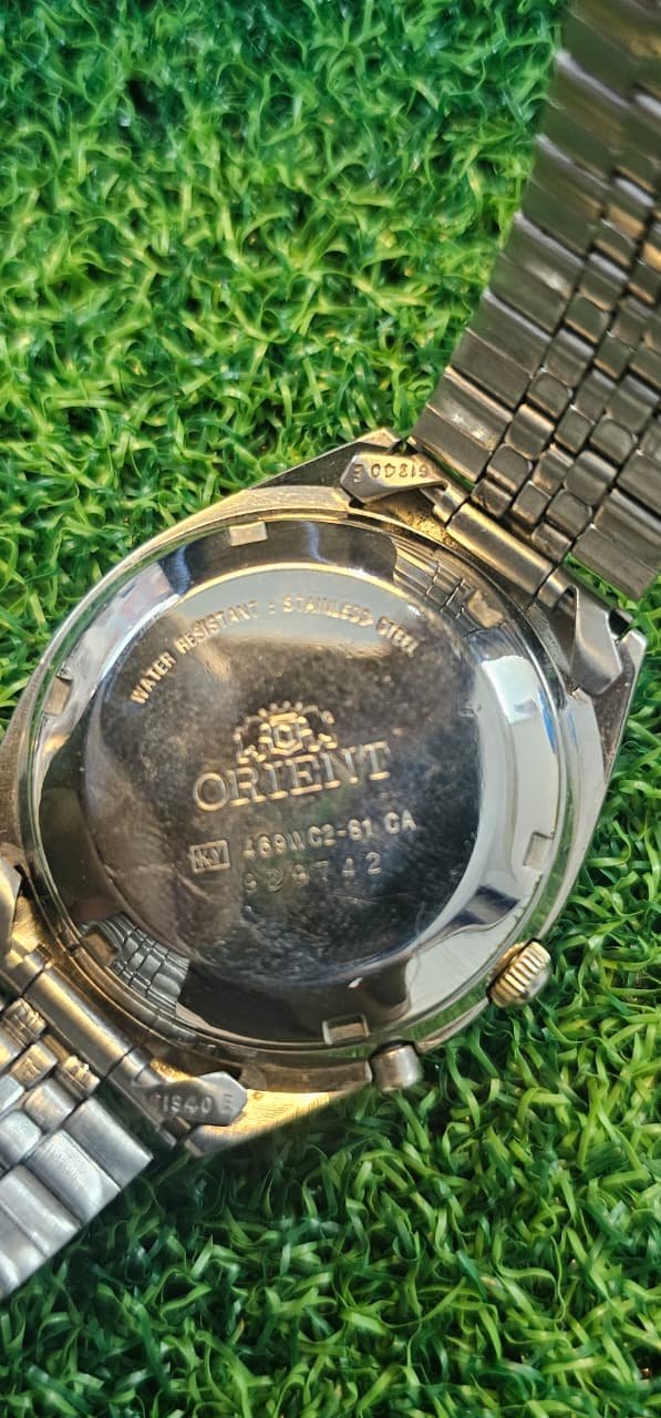WhatsApp Image 2025-10-18 at 4.04.02 PM (1) Orient Crystal Automatic 21-Jewels Japan made Men’s watch (Used) - Image 4