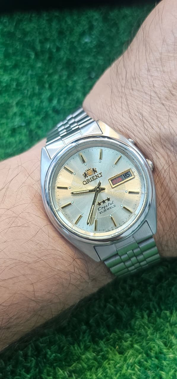WhatsApp Image 2025-10-18 at 4.04.03 PM Orient Crystal Automatic 21-Jewels Japan made Men’s watch (Used) - Image 2
