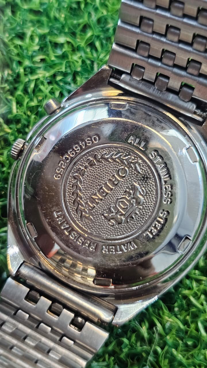 WhatsApp Image 2025-11-14 at 1.20.03 PM (1) Vintage 1980s Orient Automatic 21-Jewels Japan made Men's watch (Used) - Image 4
