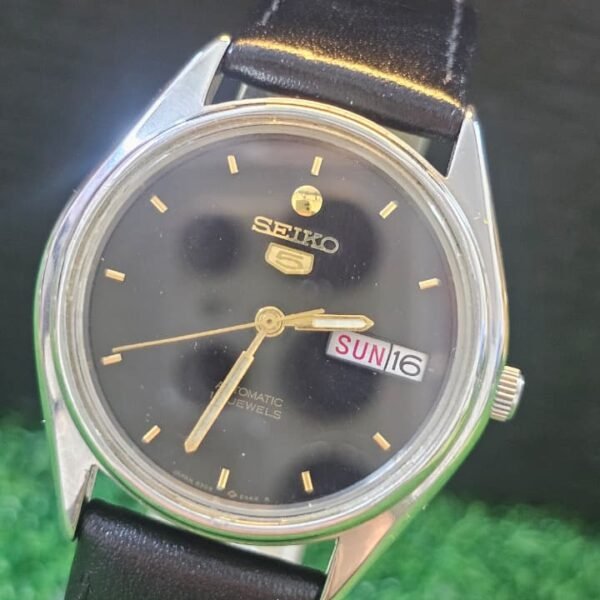 Vintage 1960s Seiko 5 Automatic 6309 caliber 21-jewels japan made watch for Men’s(Used)