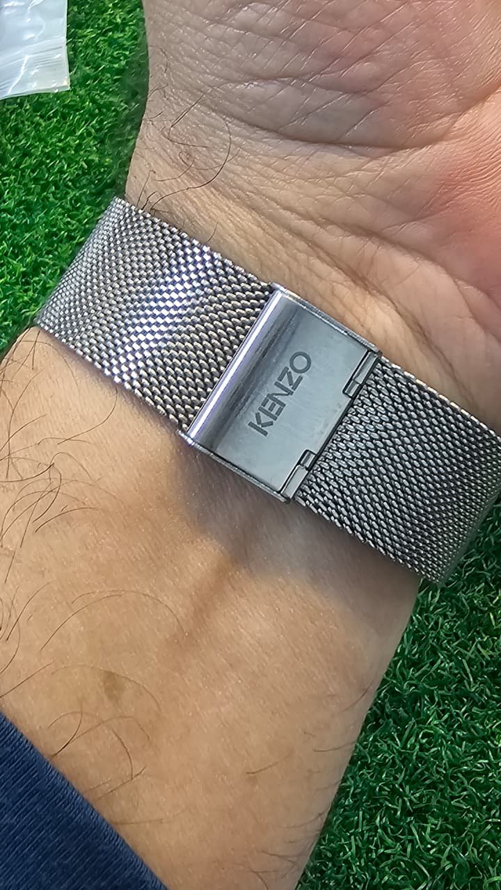 WhatsApp Image 2025-12-01 at 4.15.04 PM Kenzo Tiger Unisex Japanese Quartz movement watch (Pre-owned) - Image 3