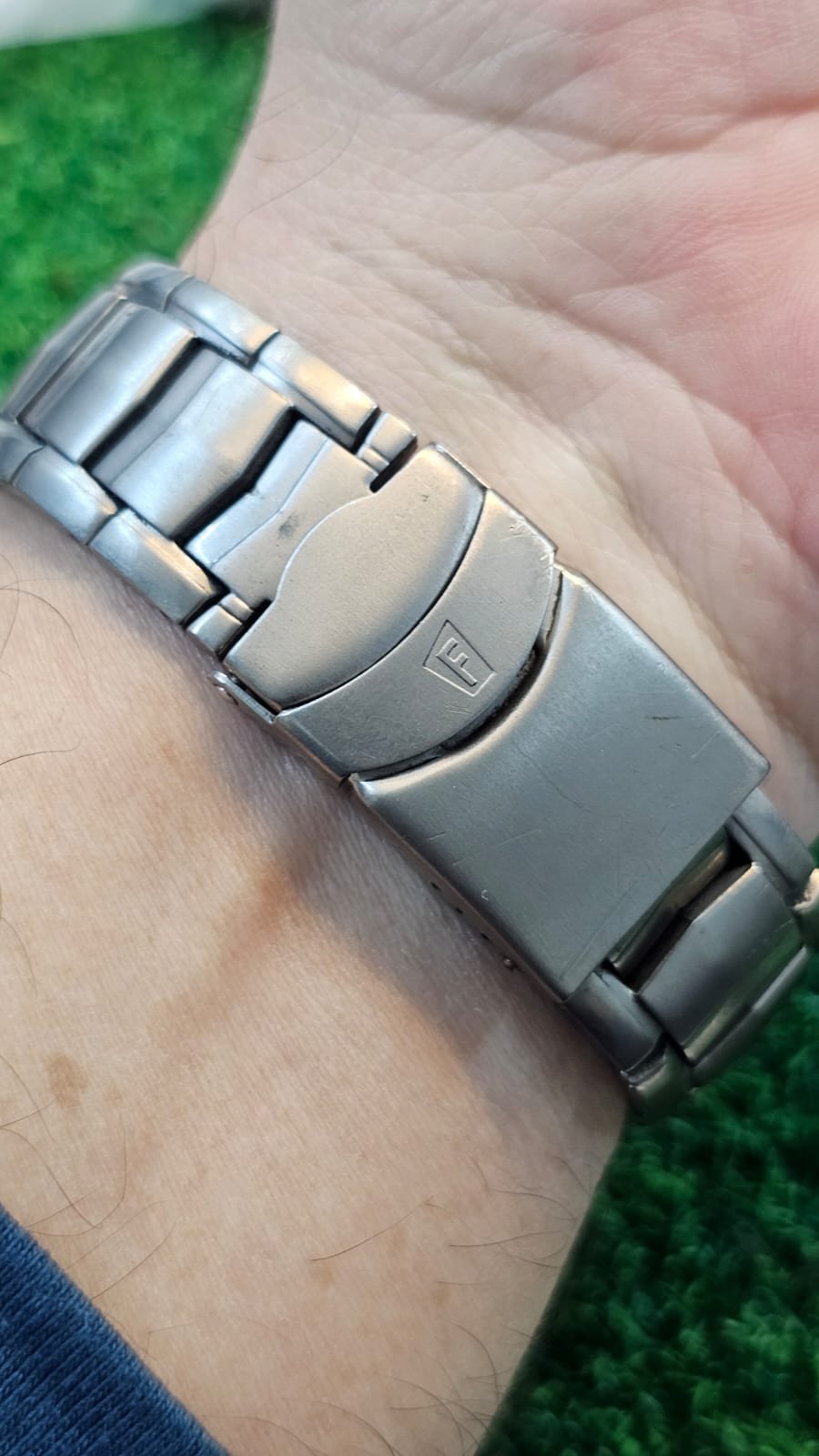 WhatsApp Image 2025-12-01 at 5.54.36 PM Festina Chronograph Quartz Titanium men's F16040/4 watch Japan made (Used) - Image 3