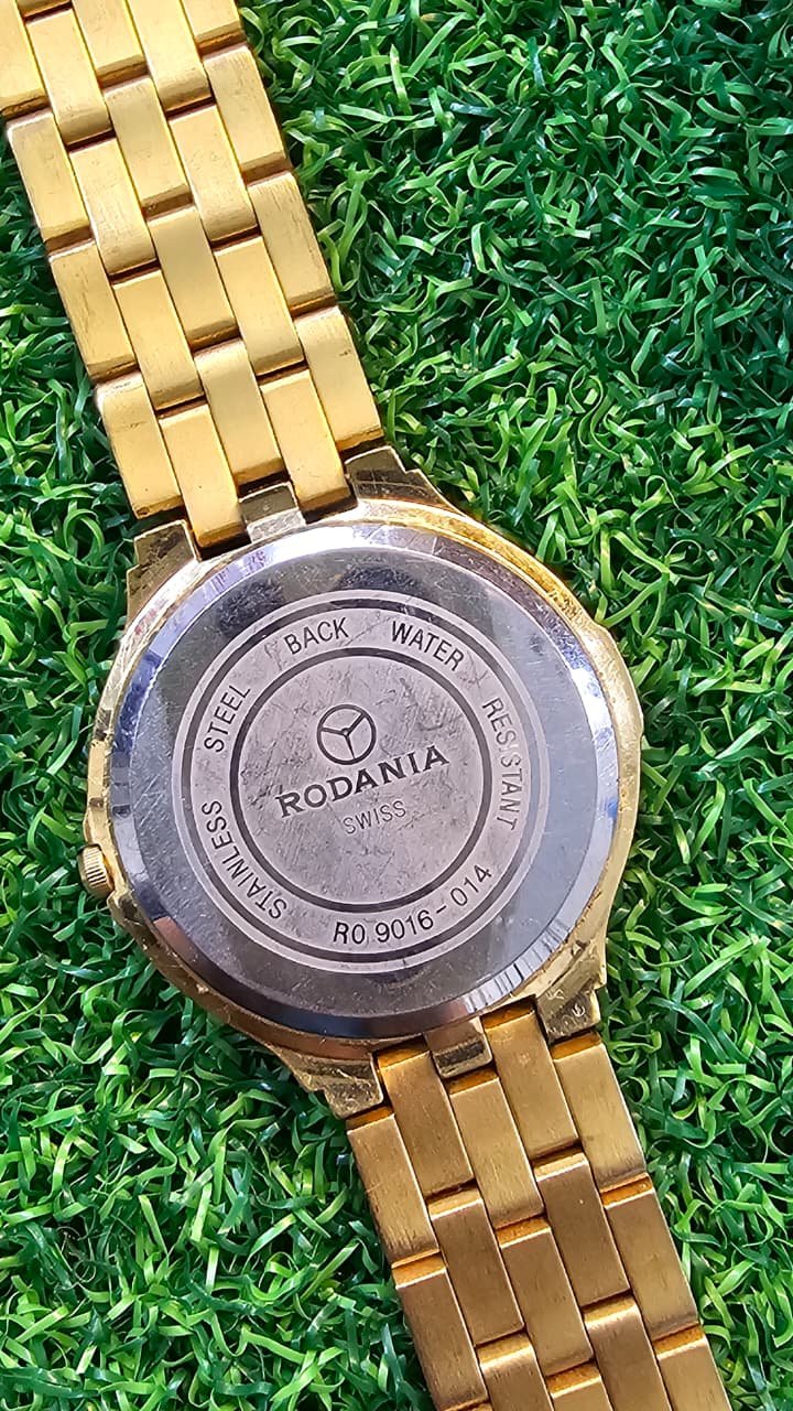 WhatsApp Image 2025-12-01 at 8.22.17 PM (1) Rodania Switzerland Made Quartz movement Ladies watch (Used) - Image 4