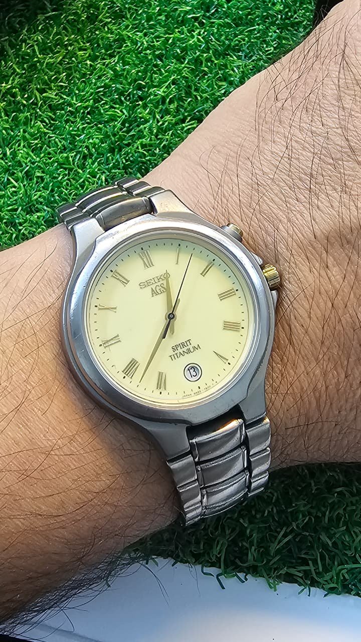 WhatsApp Image 2025-12-01 at 8.31.05 PM (1) Vintage Seiko Spirit AGS Titanium One Piece Case Japan made Watch for Unisex (Used) - Image 2