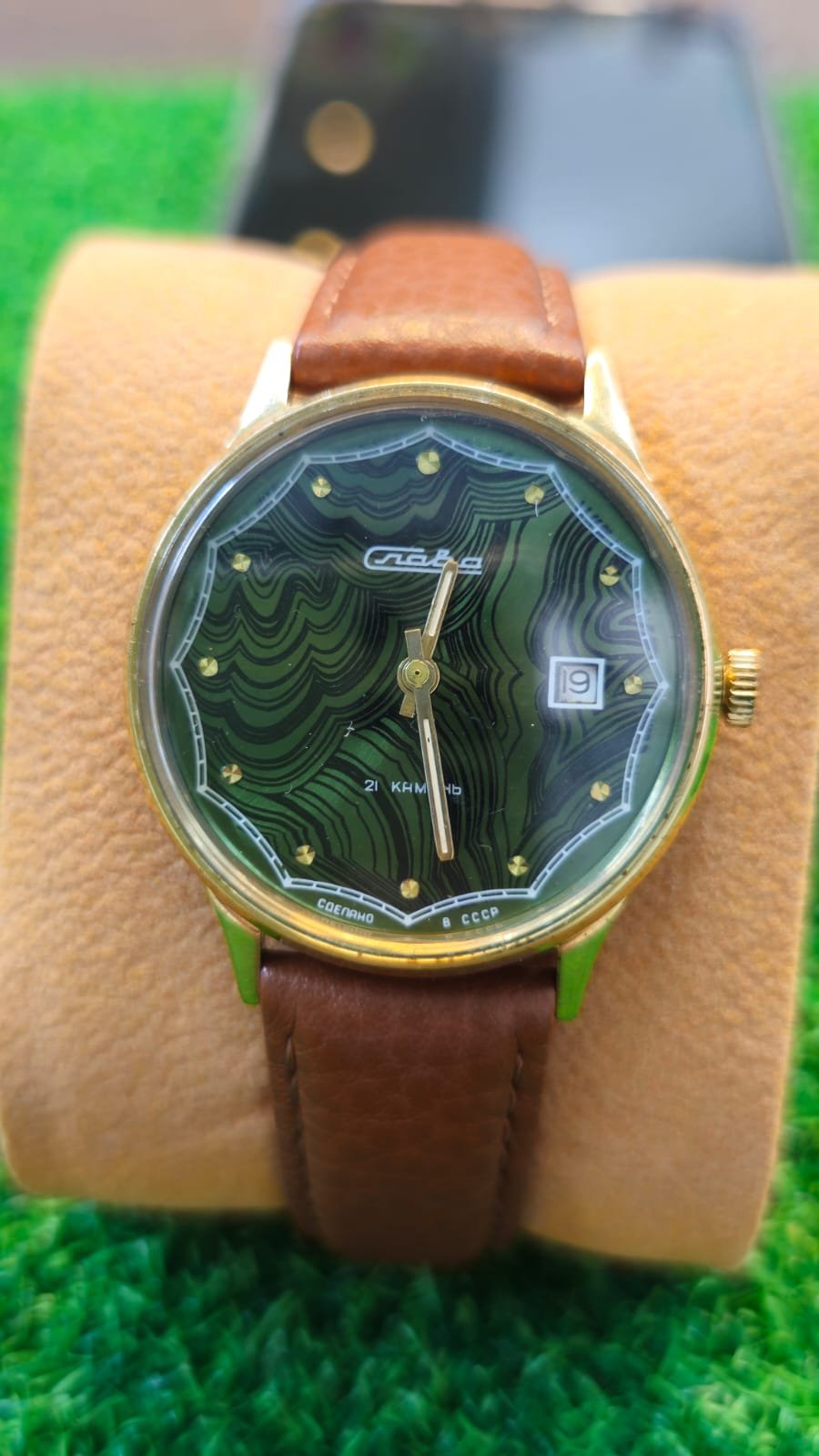 WhatsApp Image 2025-12-19 at 1.31.04 PM 🇷🇺SLAVA Manual Wind🇷🇺 - Image 1