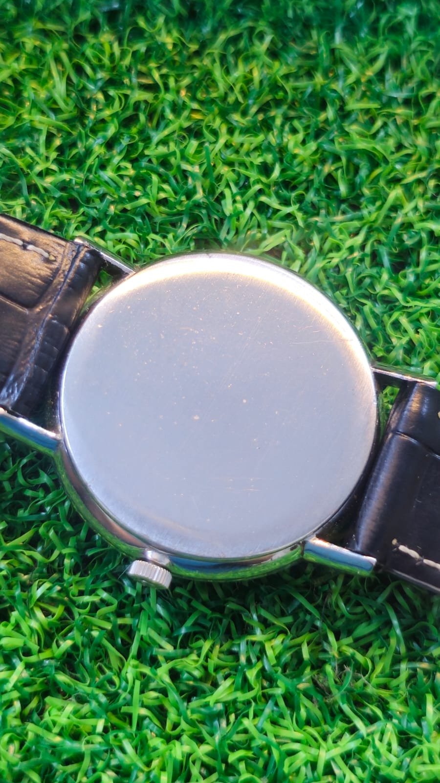 WhatsApp Image 2025-12-19 at 2.01.16 PM Vintage Omega - cal.611 / Ref. 132.019 - Vintage 1965 / Fully Serviced Switzerland 🇨🇠made Unisex Watch (Used) - Image 4