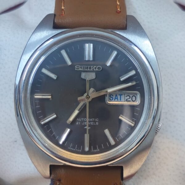 Seiko 5 Automatic 7019 Caliber 21-Jewels Japan made Men’s watch (Used)