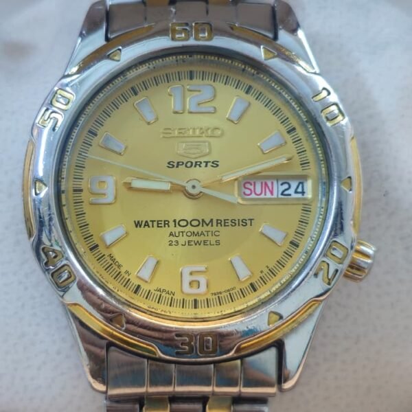 Seiko 5 Sports Automatic 7s36 Caliber 23-Jewels Japan made Men’s watch 100M (Used)