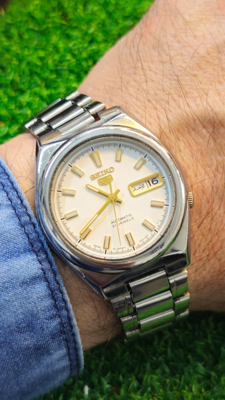 WhatsApp Image 2025-12-26 at 12.12.37 PM Seiko 5 Automatic 7s26 Caliber 21-Jewels Japan made Men’s watch (Used) - Image 2