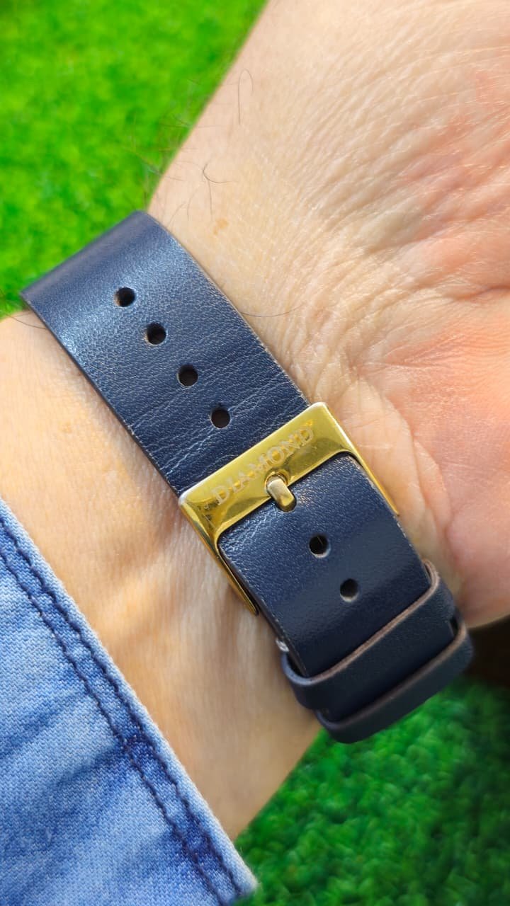 WhatsApp Image 2025-12-26 at 12.39.43 PM Vintage Omega Seamaster men's automatic watch with 18k gold bezel 168.1501 ref. 1990-1999 – (used) - Image 3