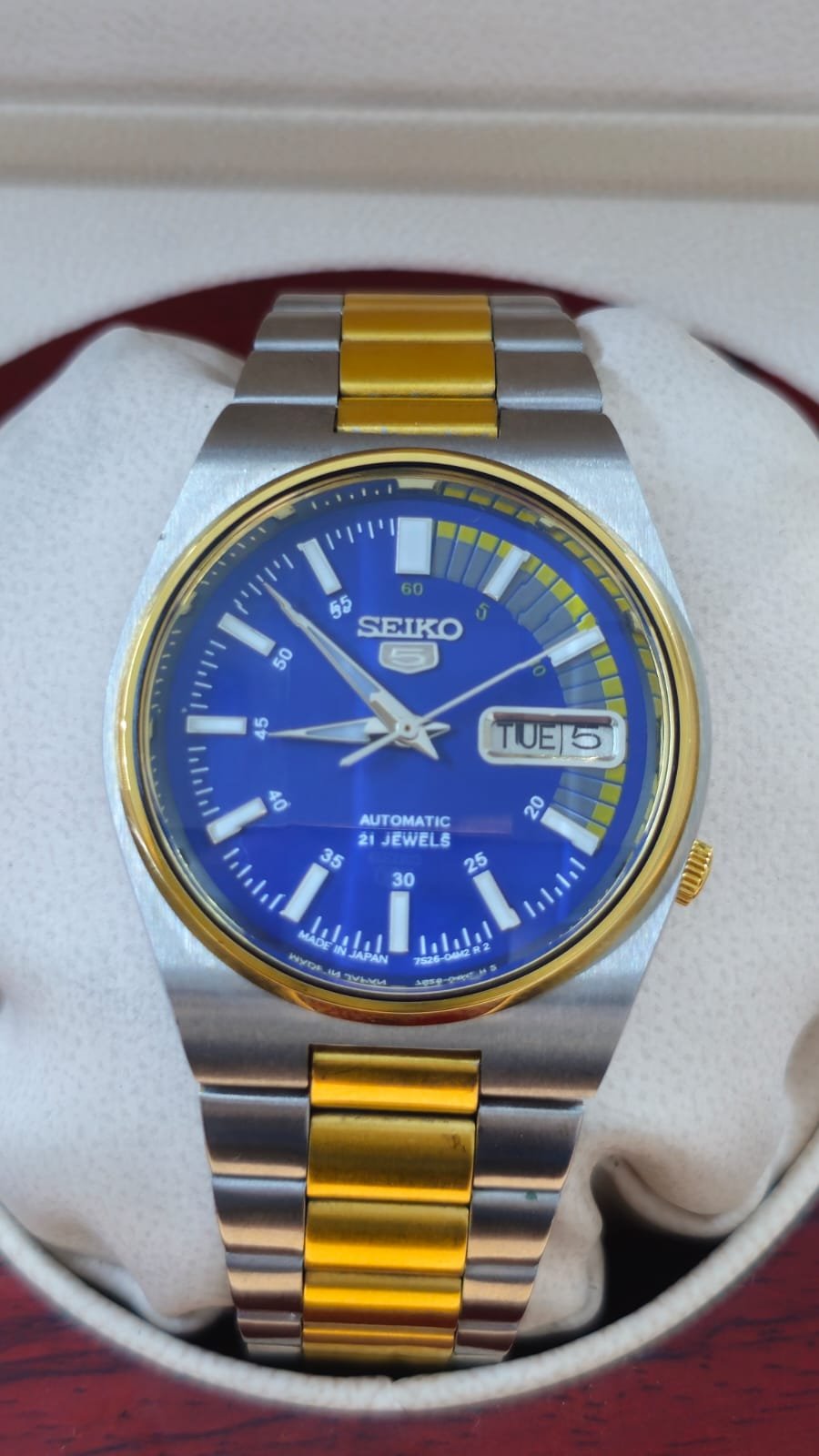 WhatsApp Image 2025-12-26 at 12.52.19 PM Seiko 5 Automatic 7s26 Caliber 21-Jewels Japan made Men’s watch (Used) - Image 1