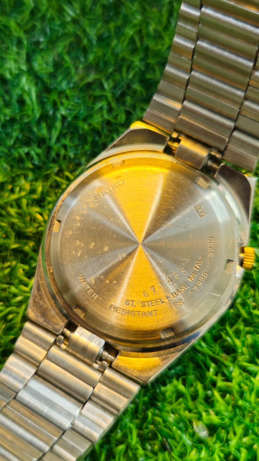 WhatsApp Image 2025-12-26 at 12.52.20 PM Seiko 5 Automatic 7s26 Caliber 21-Jewels Japan made Men’s watch (Used) - Image 4