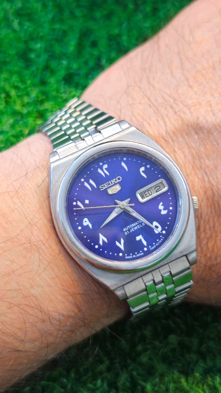 WhatsApp Image 2026-01-08 at 1.10.10 PM (3) Vintage 1970s Seiko 5 Automatic 7009 Caliber 21-Jewels Japan made Men’s watch (Used) - Image 2