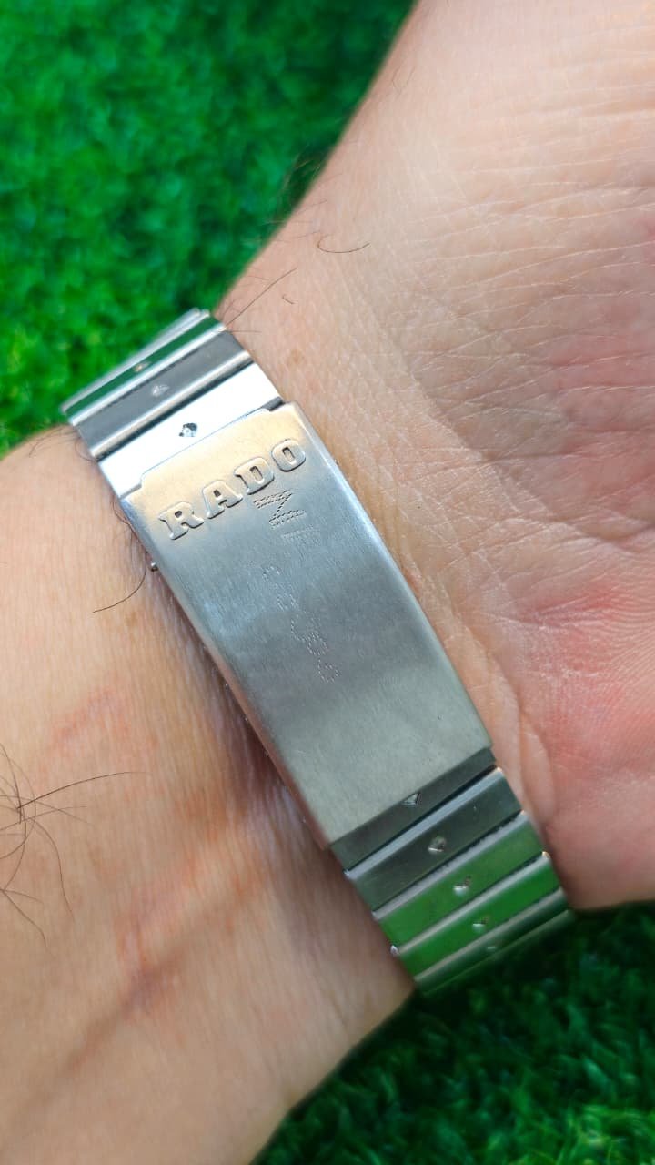 WhatsApp Image 2026-01-08 at 1.17.31 PM Vintage Rado Voyager Automatic 2836-2 Caliber 21-Jewels Switzerland made Men’s watch (Used) - Image 4