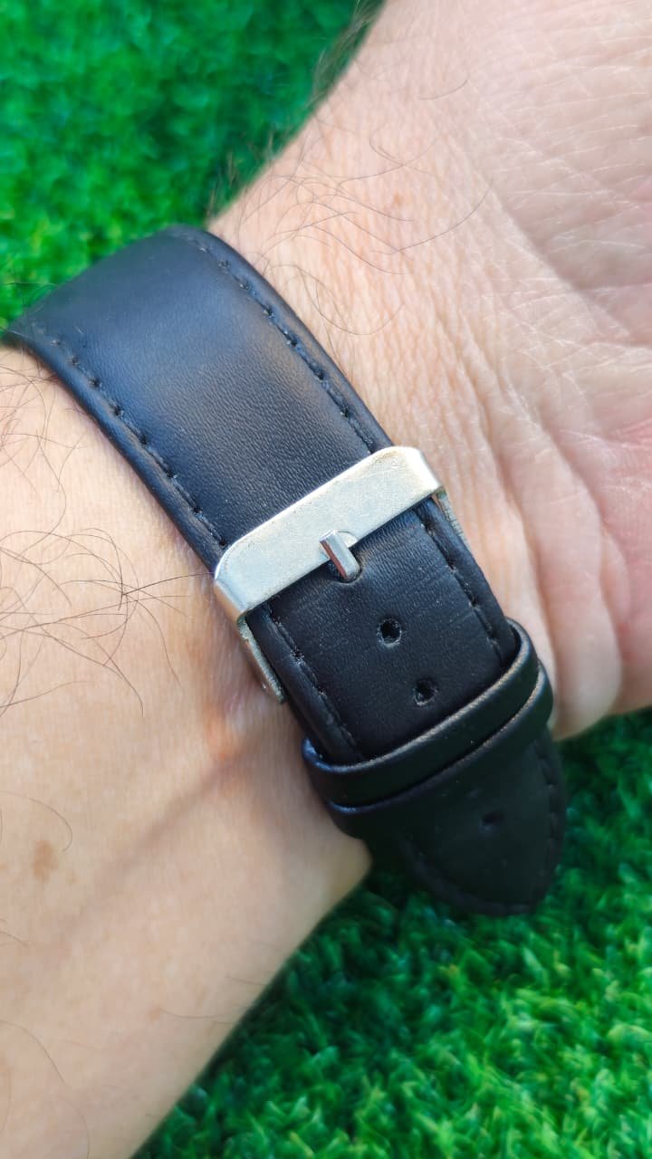 WhatsApp Image 2026-01-08 at 12.41.15 PM Vintage 1960s Seiko 5 Automatic 6309 Caliber 21-Jewels TV dial Japan made Men’s watch (Used) - Image 3