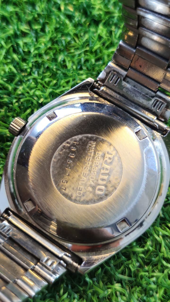 WhatsApp Image 2026-01-08 at 3.15.52 PM Vintage Rado Voyager Automatic 2836-2 Caliber 21-Jewels Switzerland made Men’s watch (Used) - Image 2