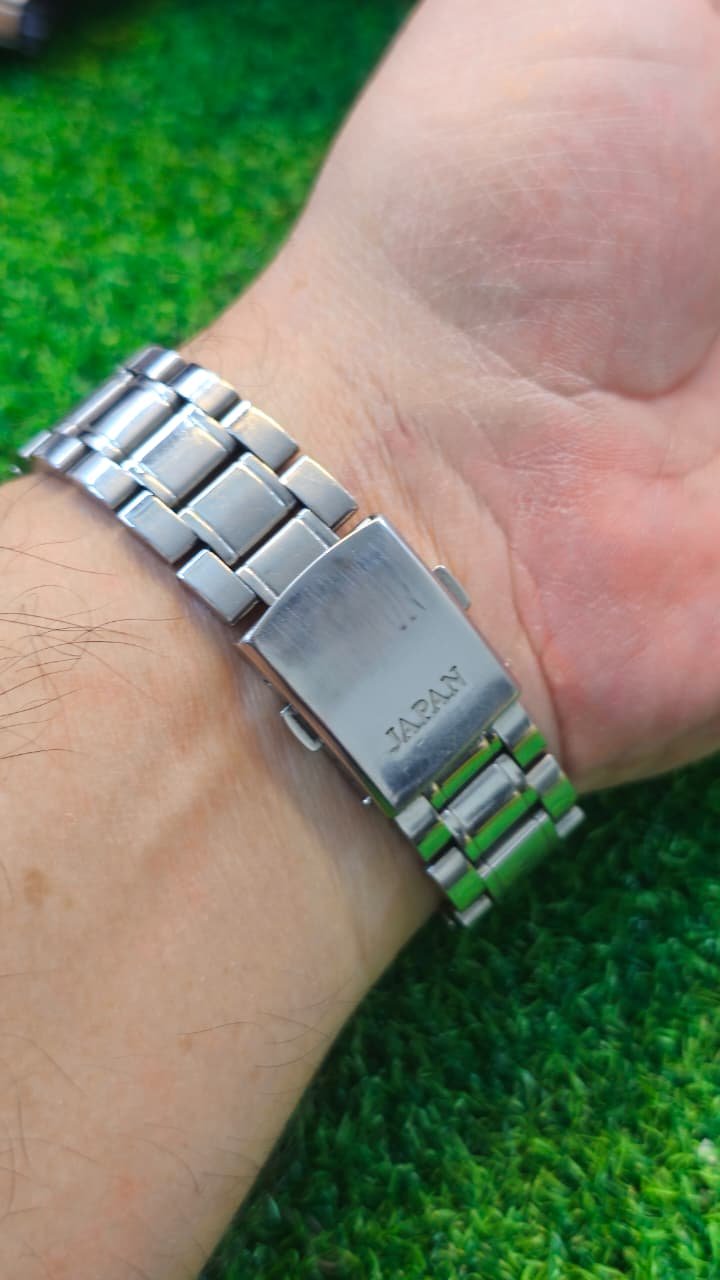 WhatsApp Image 2026-01-14 at 1.07.17 PM (2) Seiko 5 Automatic 7s26 caliber 21-jewels japan made watch for Men's (Used) - Image 3