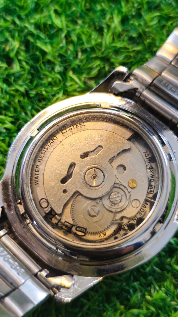 WhatsApp Image 2026-01-14 at 1.08.27 PM (1) Seiko 5 Automatic 7s26 caliber 21-jewels japan made watch for Men's (Used) - Image 4