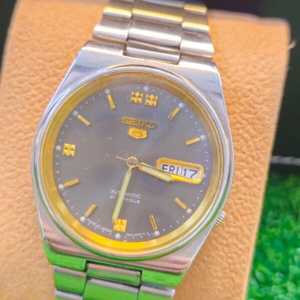 Seiko 5 Automatic 7s26 caliber 21-jewels japan made watch for Men's (Used)