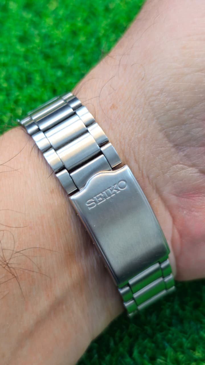 WhatsApp Image 2026-01-14 at 1.24.50 PM Seiko 5 Automatic 7s26 caliber 21-jewels japan made watch for Men's (Used) - Image 3