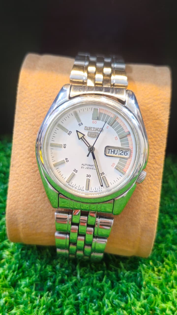 WhatsApp Image 2026-01-14 at 1.41.05 PM Seiko 5 Automatic 7s26 caliber 21-jewels White Racer dial japan made watch for Men's (Used) - Image 1