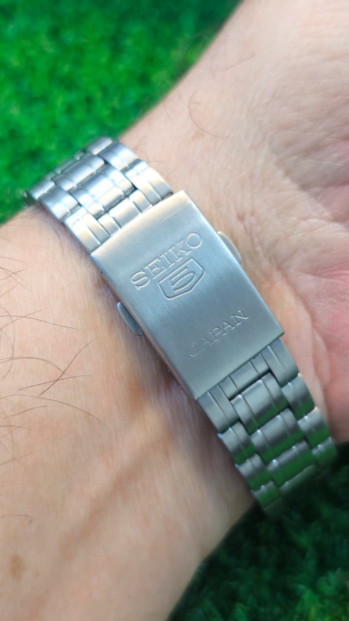 WhatsApp Image 2026-01-14 at 1.42.16 PM (1) Seiko 5 Automatic 7s26 caliber 21-jewels japan made watch for Men's (Used) - Image 3