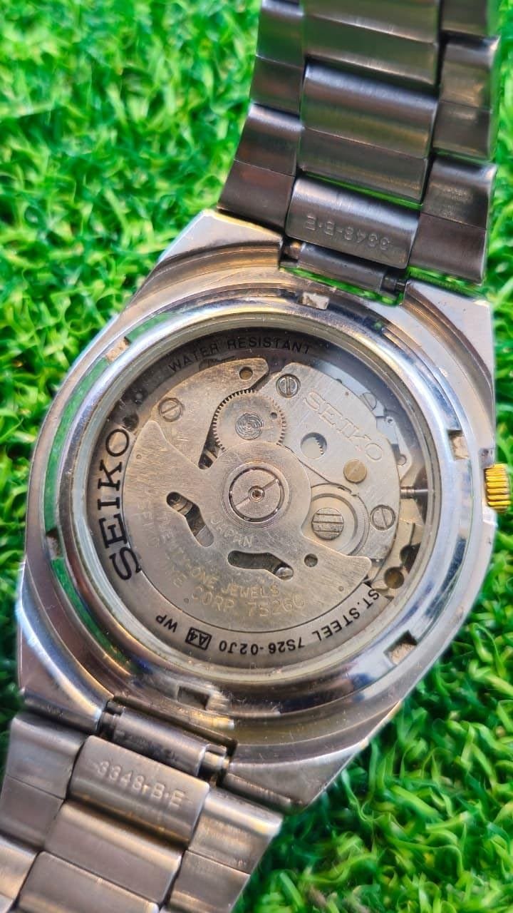 WhatsApp Image 2026-01-14 at 10.35.14 AM Seiko 5 Automatic 7s26 caliber 21-jewels japan made watch for Unisex (Used) - Image 4