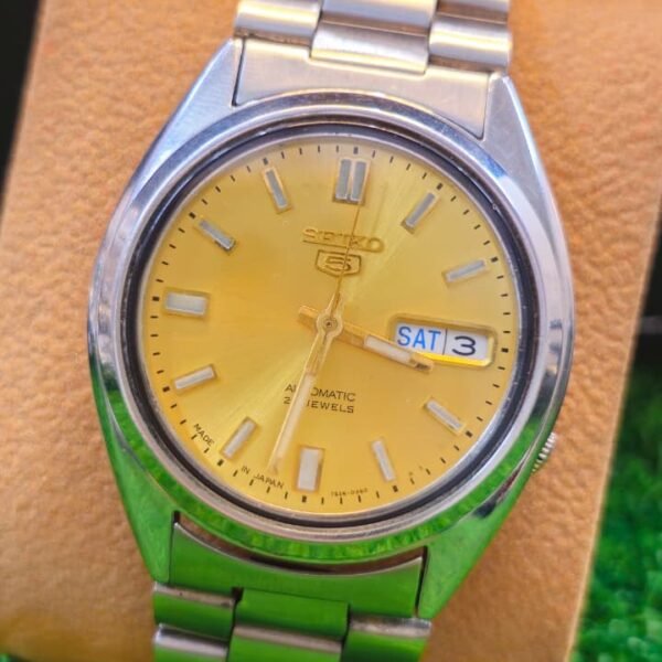 Seiko 5 Automatic 7s26 caliber 21-jewels japan made watch for Men's (Used)