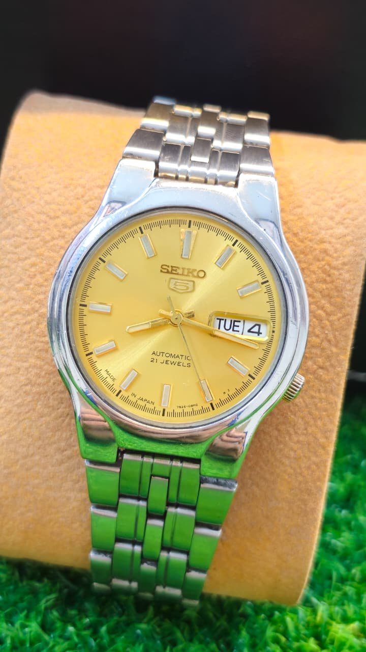 WhatsApp Image 2026-01-14 at 12.44.33 PM Seiko 5 Automatic 7s26 caliber 21-jewels japan made watch for Men's (Used) - Image 1