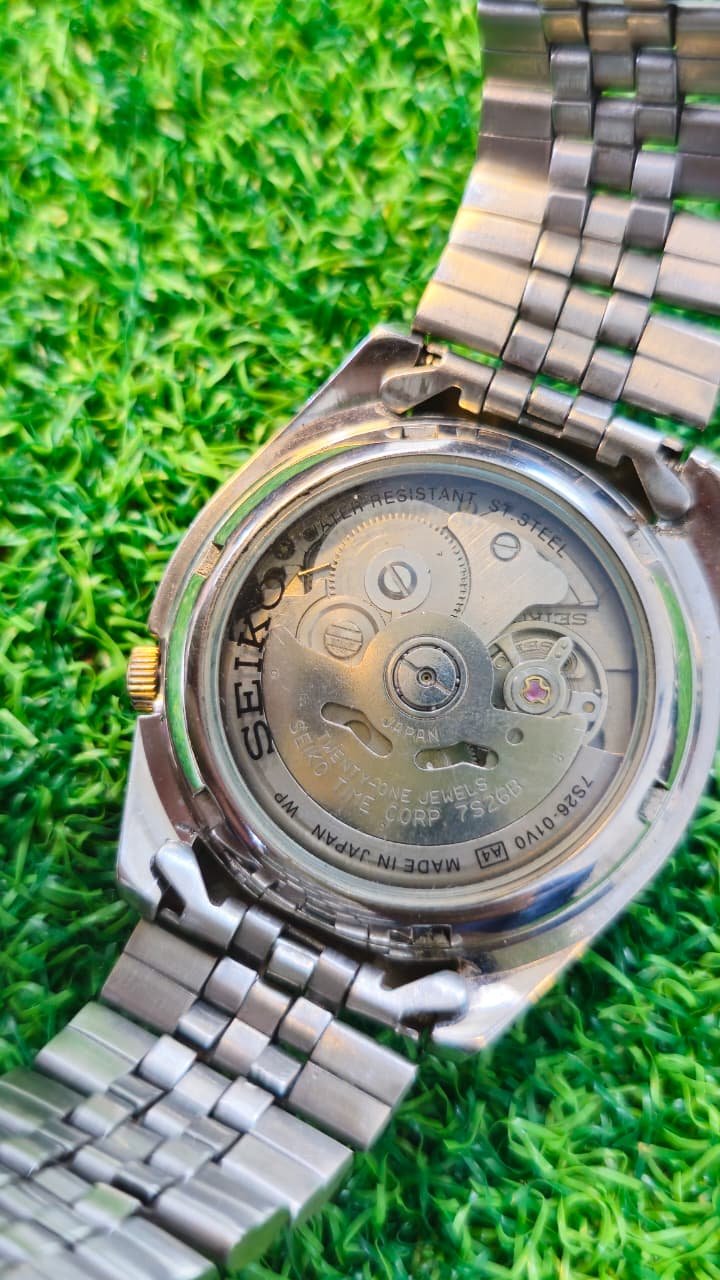 WhatsApp Image 2026-01-14 at 12.45.36 PM (3) Seiko 5 Automatic 7s26 caliber 21-jewels japan made watch for Men's (Used) - Image 4