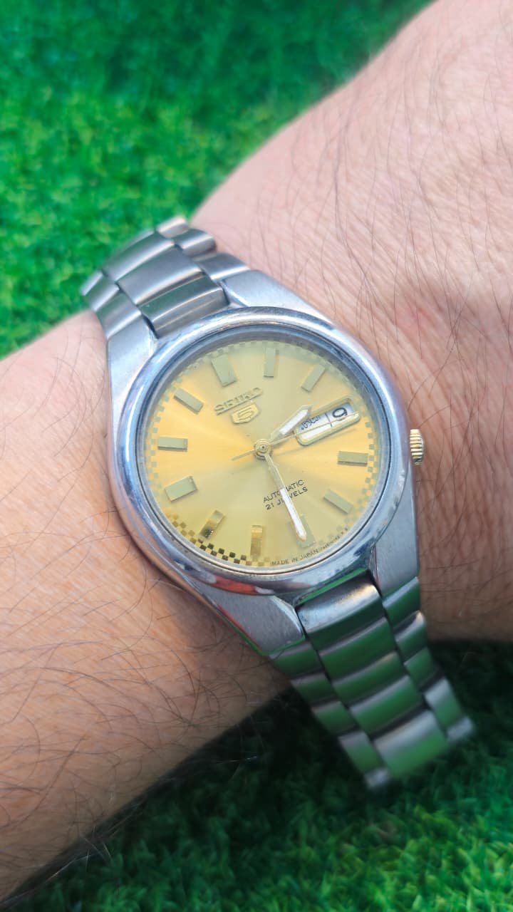 WhatsApp Image 2026-01-14 at 12.48.02 PM (1) Seiko 5 Automatic 7s26 caliber 21-jewels japan made watch for Men's (Used) - Image 2