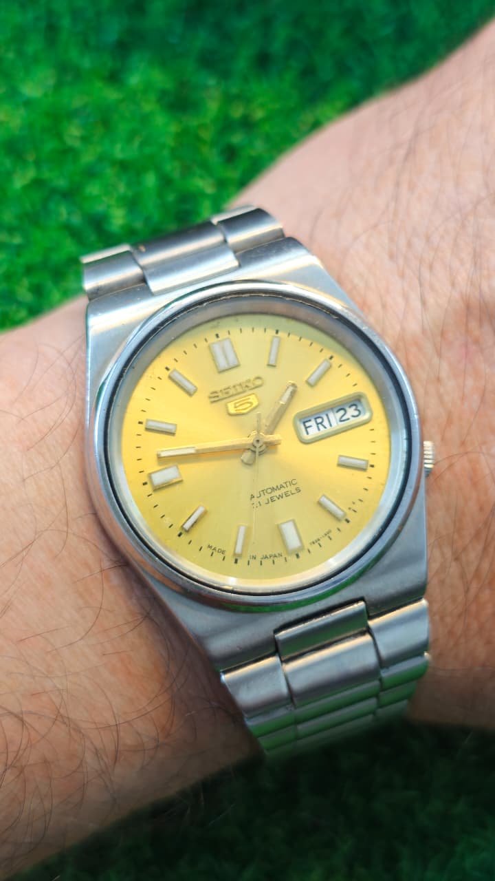 WhatsApp Image 2026-01-14 at 12.48.45 PM Seiko 5 Automatic 7s26 caliber 21-jewels japan made watch for Men's (Used) - Image 2