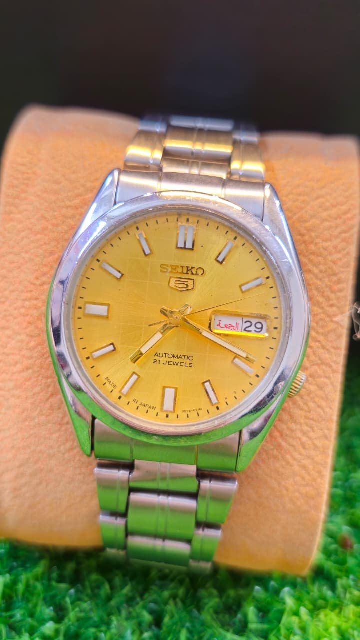 WhatsApp Image 2026-01-14 at 12.50.10 PM (1) Seiko 5 Automatic 7s26 caliber 21-jewels japan made watch for Men's (Used) - Image 1