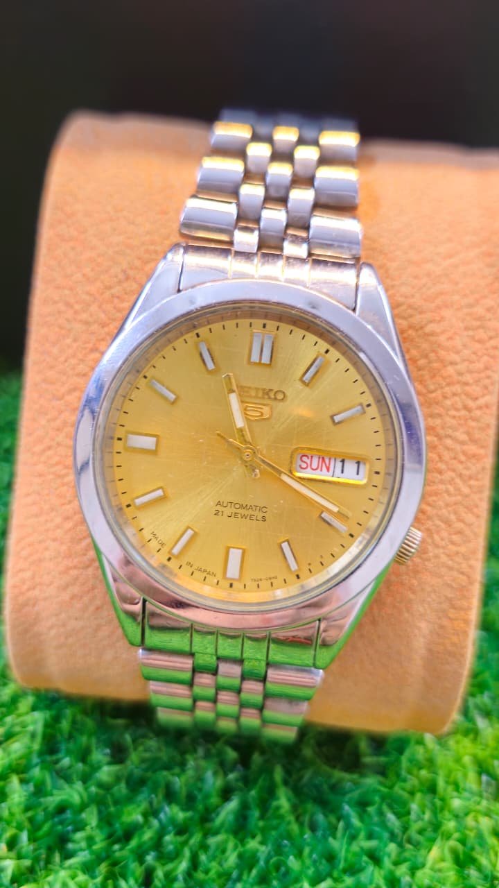 WhatsApp Image 2026-01-14 at 12.50.51 PM Seiko 5 Automatic 7s26 caliber 21-jewels japan made watch for Men's (Used) - Image 1