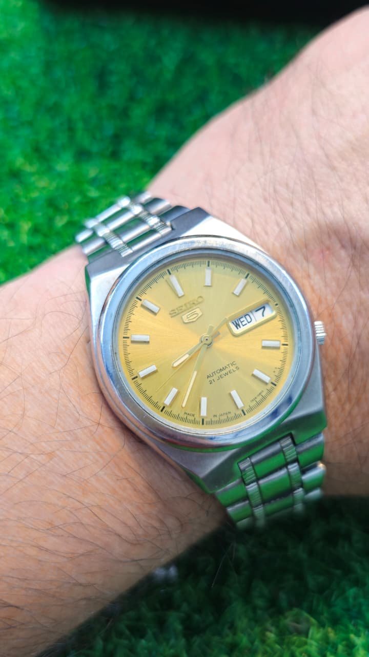 WhatsApp Image 2026-01-14 at 12.51.22 PM Seiko 5 Automatic 7s26 caliber 21-jewels japan made watch for Men's (Used) - Image 2