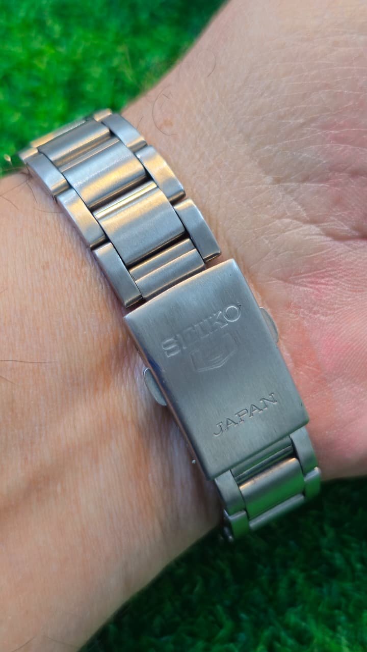 WhatsApp Image 2026-01-14 at 9.56.25 AM Seiko 5 Automatic 7s26 caliber 21-jewels japan made watch for Unisex (Used) - Image 3