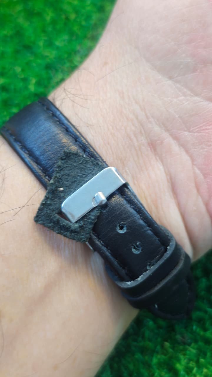 WhatsApp Image 2026-01-16 at 4.04.49 PM Seiko 5 Sports Automatic 7s36 caliber 23-jewels japan made Radium 39mm dial watch for Men's (Used) - Image 3