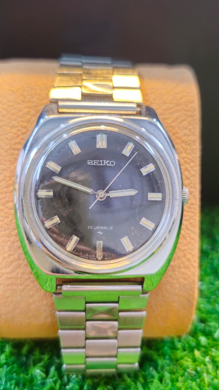 WhatsApp Image 2026-01-16 at 4.40.10 PM Rare & Vintage Seiko Automatic 7000 caliber 17-jewels japan made watch for Men's (Used) - Image 1
