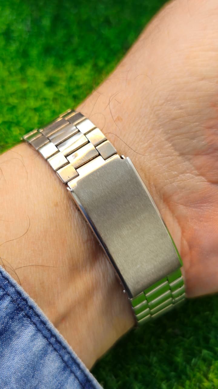 WhatsApp Image 2026-01-16 at 4.40.16 PM Rare & Vintage Seiko Automatic 7000 caliber 17-jewels japan made watch for Men's (Used) - Image 3