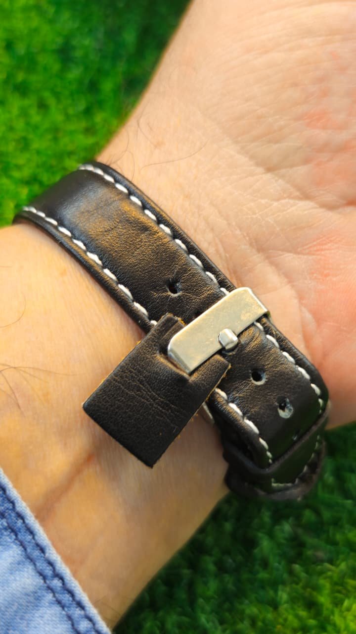 WhatsApp Image 2026-01-16 at 4.57.25 PM Seiko 5 Automatic 7s26 caliber 21-jewels japan made watch for Men's (Used) - Image 3