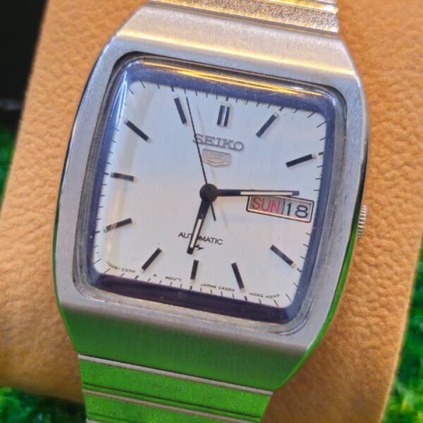1970s Seiko 5 Automatic 7009 caliber 21-jewels japan made watch for Men's (Used)