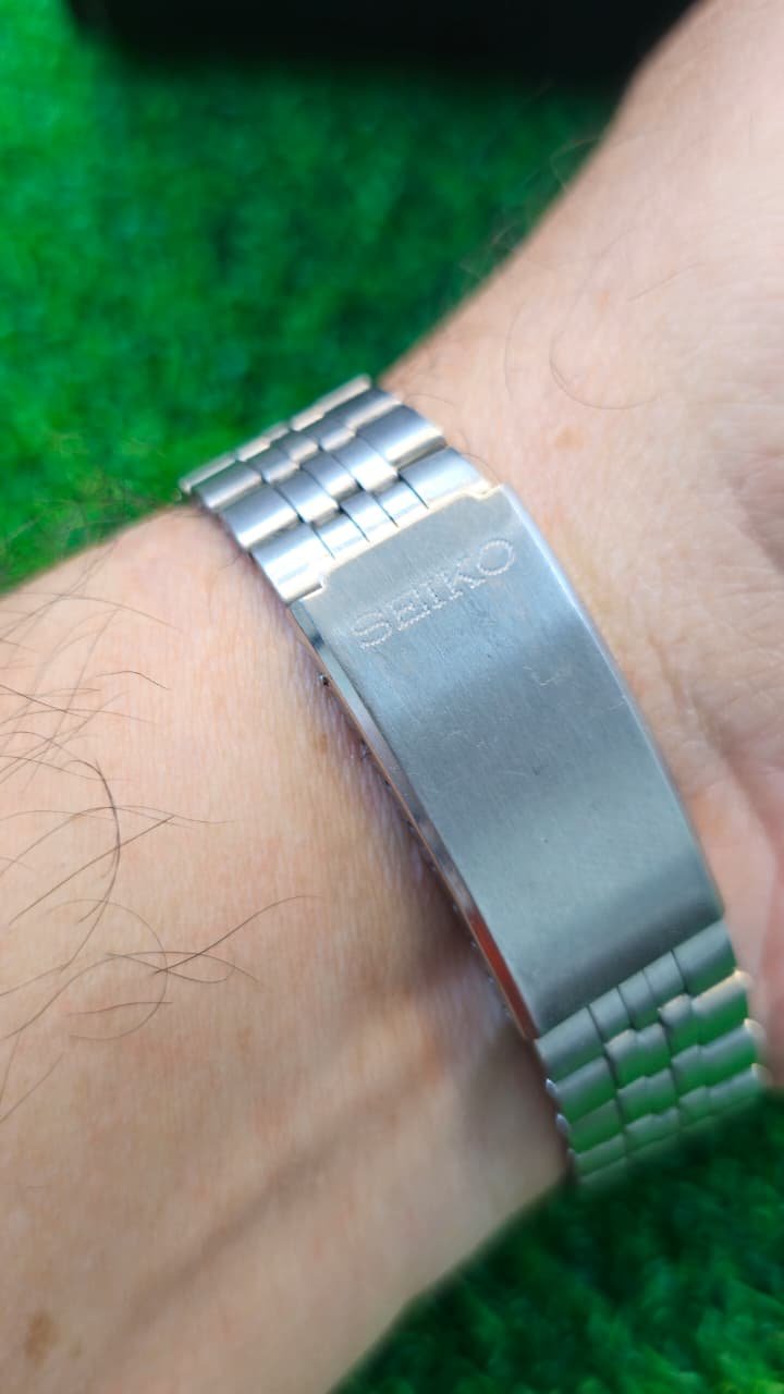 WhatsApp Image 2026-01-16 at 5.17.45 PM (1) Seiko 5 Automatic 7s26 caliber 21-jewels japan made watch for Men's (Used) - Image 3